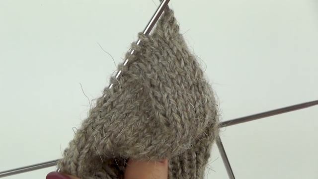 Безупречные носки на 5 спицах. Секреты вязания классических носков спицами смотреть онлайн