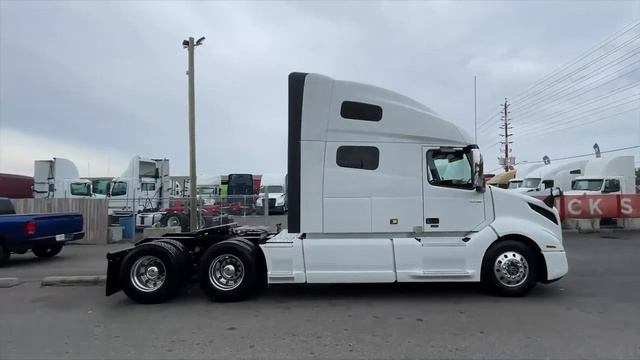 2019 VOLVO VNL42T760 For Sale смотреть онлайн
