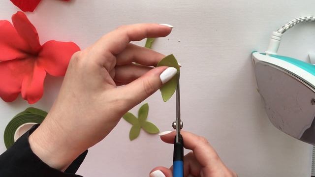 Как сделать Цветы из Фоамирана для прически / DIY foam flowers Tutorial смотреть онлайн