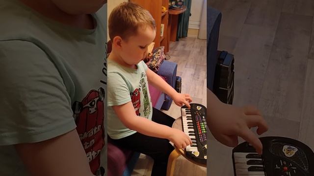 Музыкальная колонка смотреть онлайн