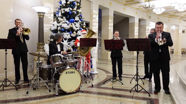 "Amadis.Brass" поздравляет с праздниками/"Amadis.Brass" wishes you Happy Holidays смотреть онлайн