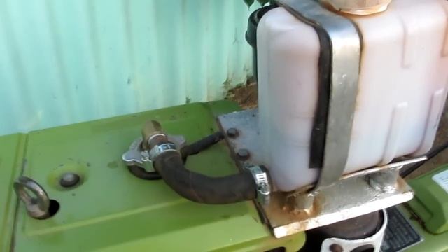 Расшырительный бачок для мотоблока / Rasshiritel tank for tillers смотреть онлайн