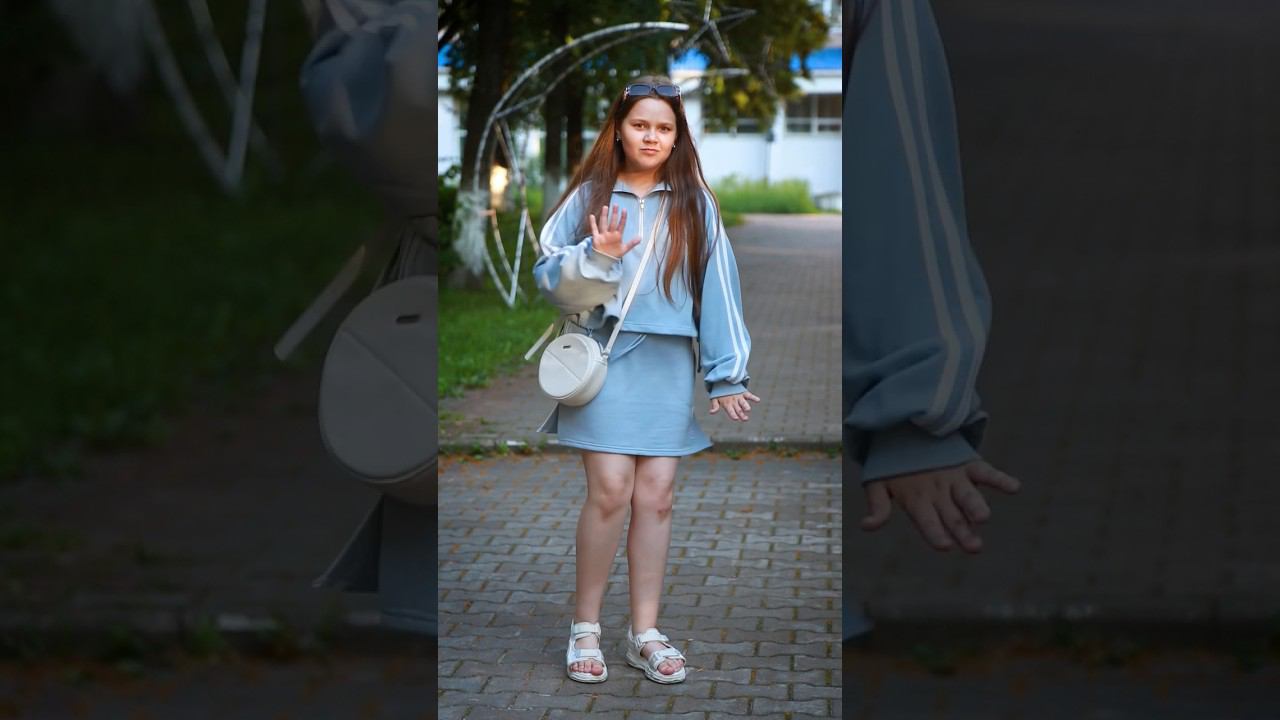 Everyone does it смотреть онлайн