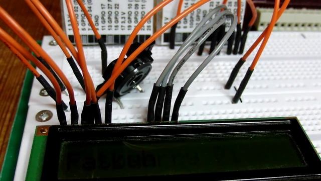 Raspberry Pi LCD Display смотреть онлайн