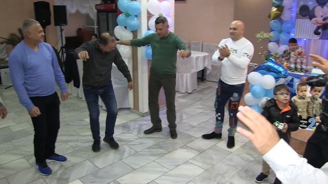 GUNEY & GUNES IYKI DOGDUM IKIZLER.Гр.Омуртаг.15.12.2022г.Част-3 смотреть онлайн