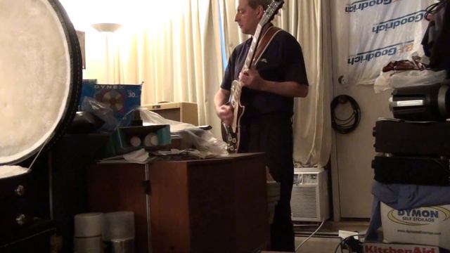 rusty jam on my new axe 2013 Les Paul Traditional into Fender SuperChamp X2 ! смотреть онлайн