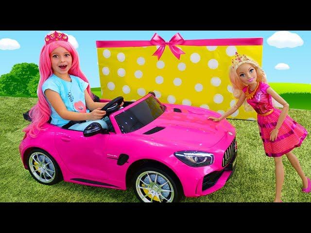 София как Барби, делает Макияж и наряжается на Вечеринку смотреть онлайн