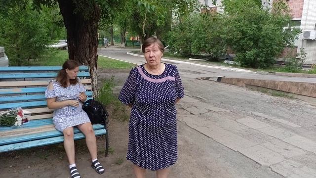 Мама рассказывает про детей смотреть онлайн