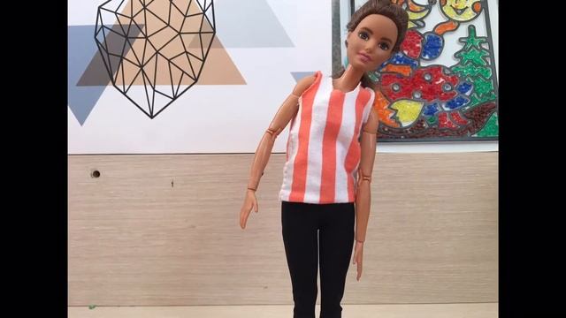 Утренняя зарядка куклы Barbie. смотреть онлайн