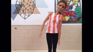 Утренняя зарядка куклы Barbie.