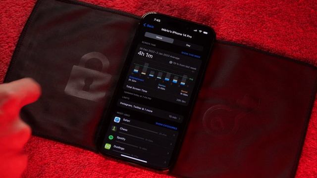 Is The iPhone 14 Pro Still Worth It? смотреть онлайн