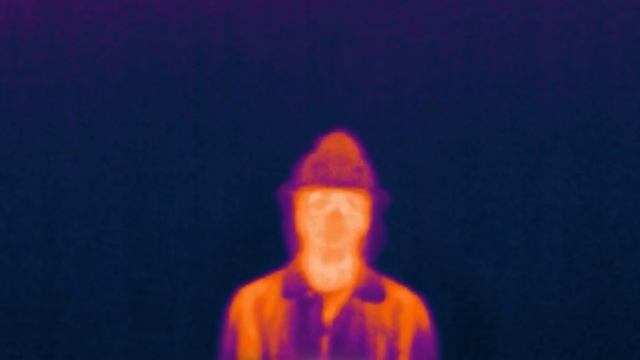 Seek Thermal Imaging Camera for Android and iPhones смотреть онлайн