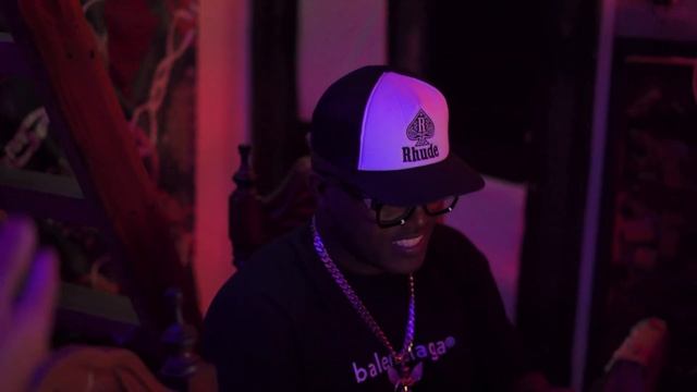 EL YORDY DK Grabando con DJ Rowa - REMIX PETER PAN |VLOG смотреть онлайн