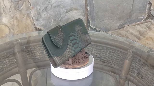 Кошелек из натуральной кожи. смотреть онлайн