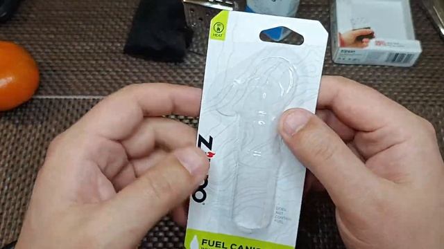 Каталитическая грелка для рук Zippo 6h(art.40321) + мини канистра Zippo(art.121503). смотреть онлайн