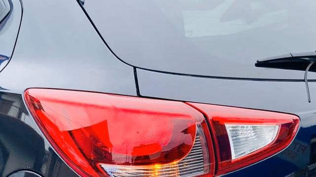 Недорогой хэтчбек Mazda Demio, цены на авто 2013-2020 гг. смотреть онлайн