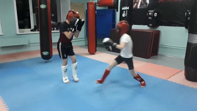 Иван и Кирилл, спарринг, новички