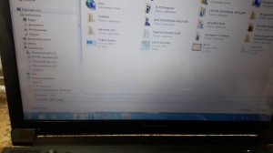 Как в созданную папку загрузить картинку ?