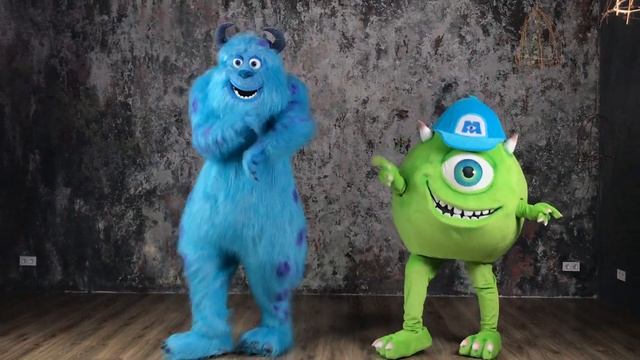 Корпорация Монстров | танцевальное шоу от героев Monsters INC., Салли и Майк Вазовски смотреть онлайн