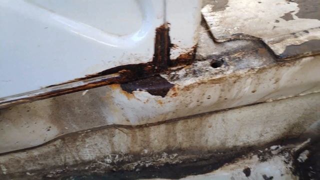 Подготовительные работы для сварки Mercedes Benz Sprinter 311CDI смотреть онлайн