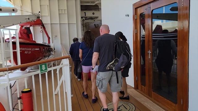 Круизный лайнер Norwegian Joy. Обзор каюты с балконом. immigrantochka. norwegian cruise line смотреть онлайн