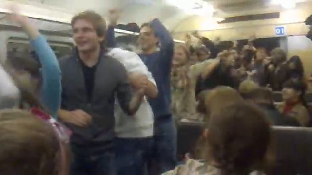 В электричке Москва-Александров^^OLOLO fUN Fun FUN смотреть онлайн