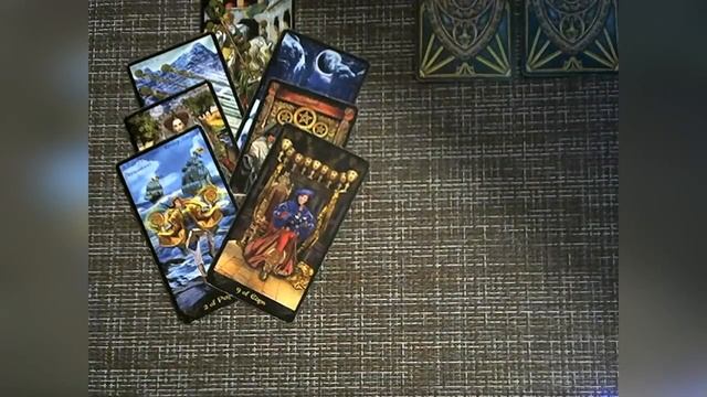 КАКИХ ДЕЙСТВИЙ ОН ОТ МЕНЯ ЖДЕТ??? ОБЩИЙ ОНЛАЙН РАСКЛАД ТАРО ГАДАНИЕ смотреть онлайн