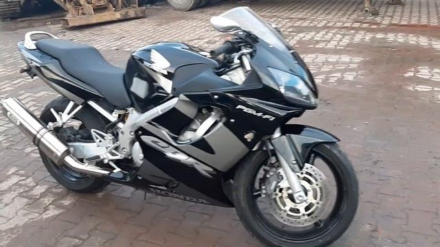 МОТОБАЗА. В г. Казань отправили Honda CBR 600 F4i . WWW.MOTOBAZA.BIZ смотреть онлайн
