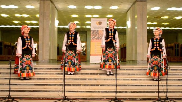 Ansamblul vocal bulgăresc „Rodoliubie” (Taraclia) - Заспало е челябийче (cântec popular) смотреть онлайн