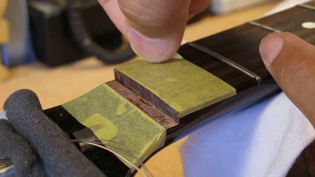 Gibson J-45 Nut Remove смотреть онлайн