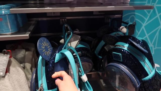 DISNEYLAND PARIS VLOG | Travel Day, Newport Bay Tour, DISNEYLAND PARK & Avengers Campus! March 24 смотреть онлайн