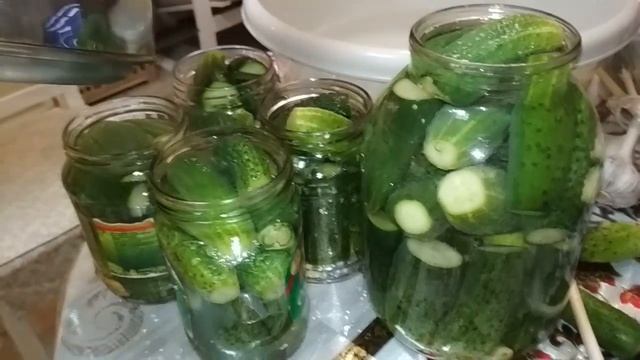 Соленые огурцы на зиму//По рецепту свекрови или Ленинградский рецепт смотреть онлайн