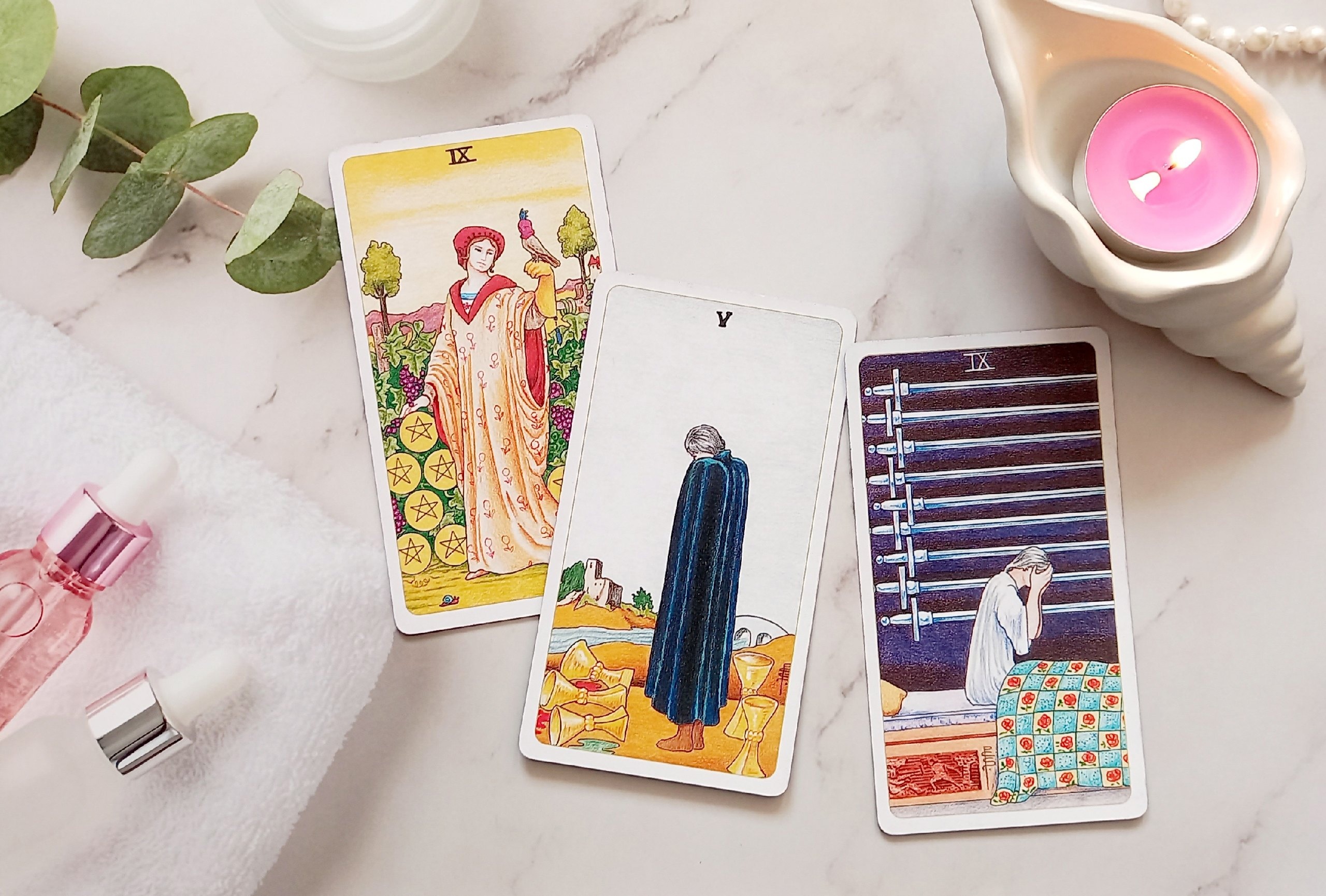 Таро расклад онлайн: прорабатываем НЕУВЕРЕННОСТЬ в себе! Ищем ключи к внутренней гармонии! смотреть онлайн