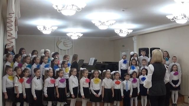 Младший хор инструментальных отделений «Драже» ДМШ №5 г. Набережные Челны смотреть онлайн