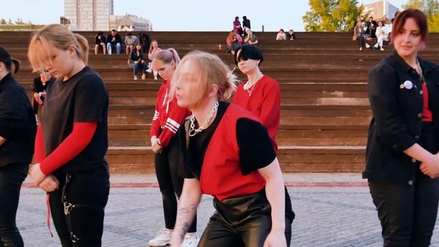 [KPOP IN PUBLIC] STRAY KIDS "HELLEVATOR" (스트레이키즈) dance cover by ASTREX смотреть онлайн