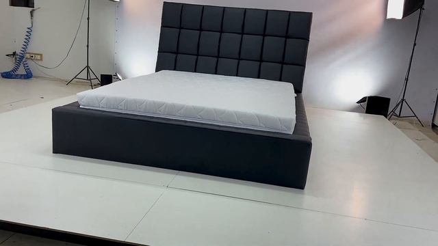 Кровать Отони смотреть онлайн