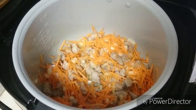 КАРТОФЕЛЬ ТУШЁНЫЙ СО СВИНИНОЙ В МУЛЬТИВАРКЕ смотреть онлайн