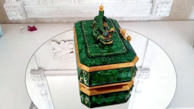 Малахитовая шкатулка №1 Сделана на заказ Цены не пугайтесь, договоримся. PayPal и любая страна смотреть онлайн