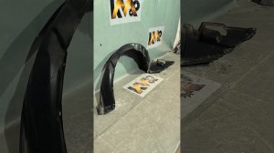 30521 Подкрылок передний правый Toyota Corolla E120 хэчбек