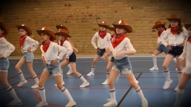 Cowboy dance. Ковбойский танец. Дети 6-8 лет. Stockholm Star Academy смотреть онлайн