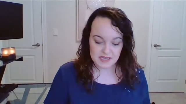 How to Pick Out Your First Oracle Deck смотреть онлайн