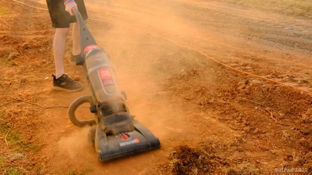 Bissell Powerforce Helix Turbo Vacuuming the Desert смотреть онлайн