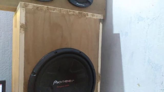 Sound test of my Pioneer TSW-1211D4 subwoofer смотреть онлайн