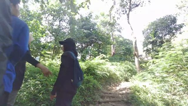 Hiking Santai Mount Lorokan Mojokerto East Java - Indonesia смотреть онлайн