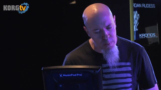 KORG KRONOS | Produktdemo mit Jordan Rudess @ Musikmesse 2013 Teil 2/2: ELP „Tarkus“ Cover смотреть онлайн