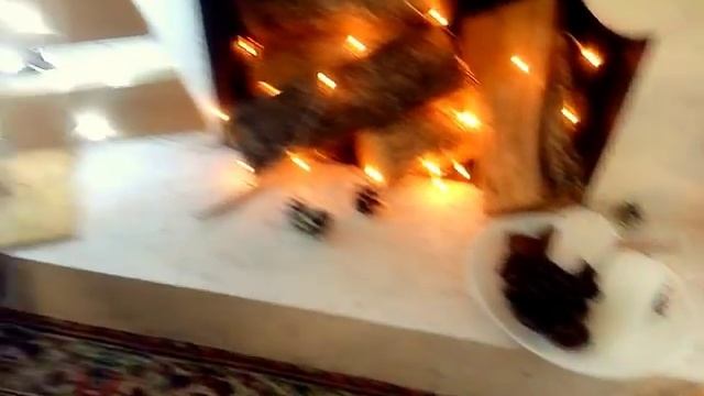 ИДЕЯ УКРАСИТЬ ДОМ К РОЖДЕСТВУ И НЕОБЫЧНАЯ ЕЛОЧКА смотреть онлайн