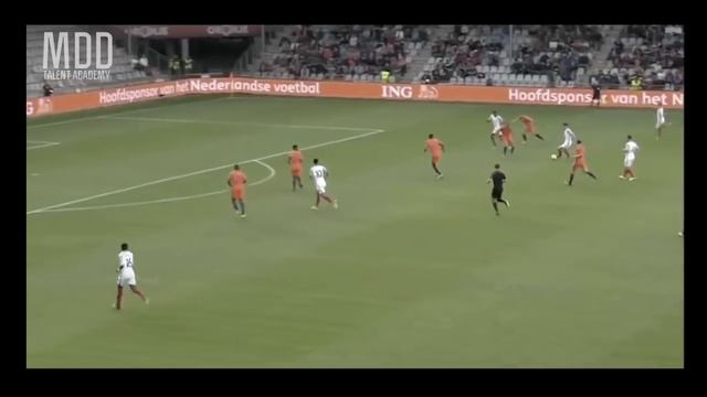 Frenkie de Jong | Ajax | Goals, Skills, Assists | 2017/18 - HD смотреть онлайн