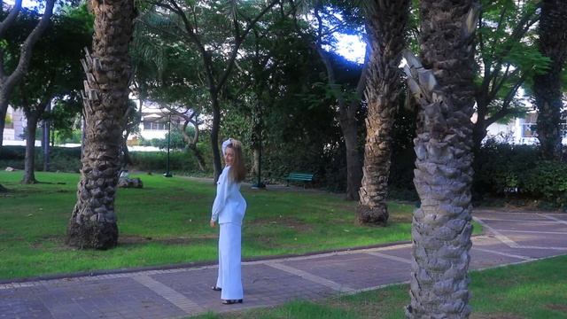 Покупки одежды. Белый костюм от Zara и сочетания с ним. смотреть онлайн