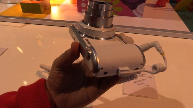 Hands On of the Samsung Galaxy Camera 2 смотреть онлайн