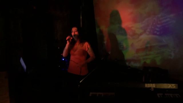 ИЛЬЗИРА Ты для меня чужой Т Буланова У Эрика на сейшене 4 11 16 смотреть онлайн